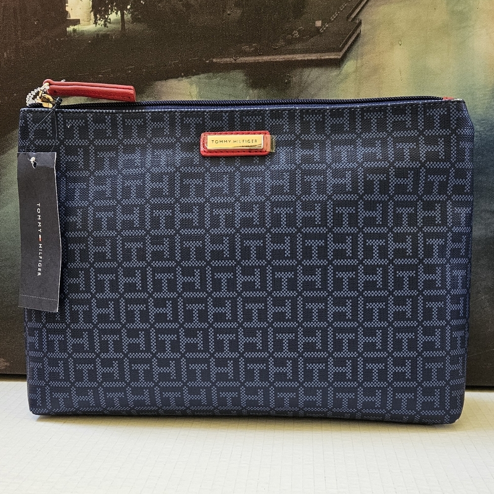 Tommy Hilfiger Cosmetic Bag - Picture 10 of 12